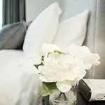Executive Suites By Roseman Calgary - Luna
