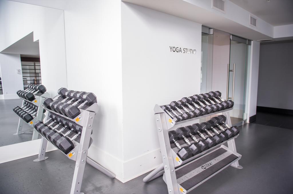 Executive By Roseman - Luna * Calgary